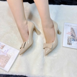 Giày cao gót bít - Mã Đặt Hàng 109251783